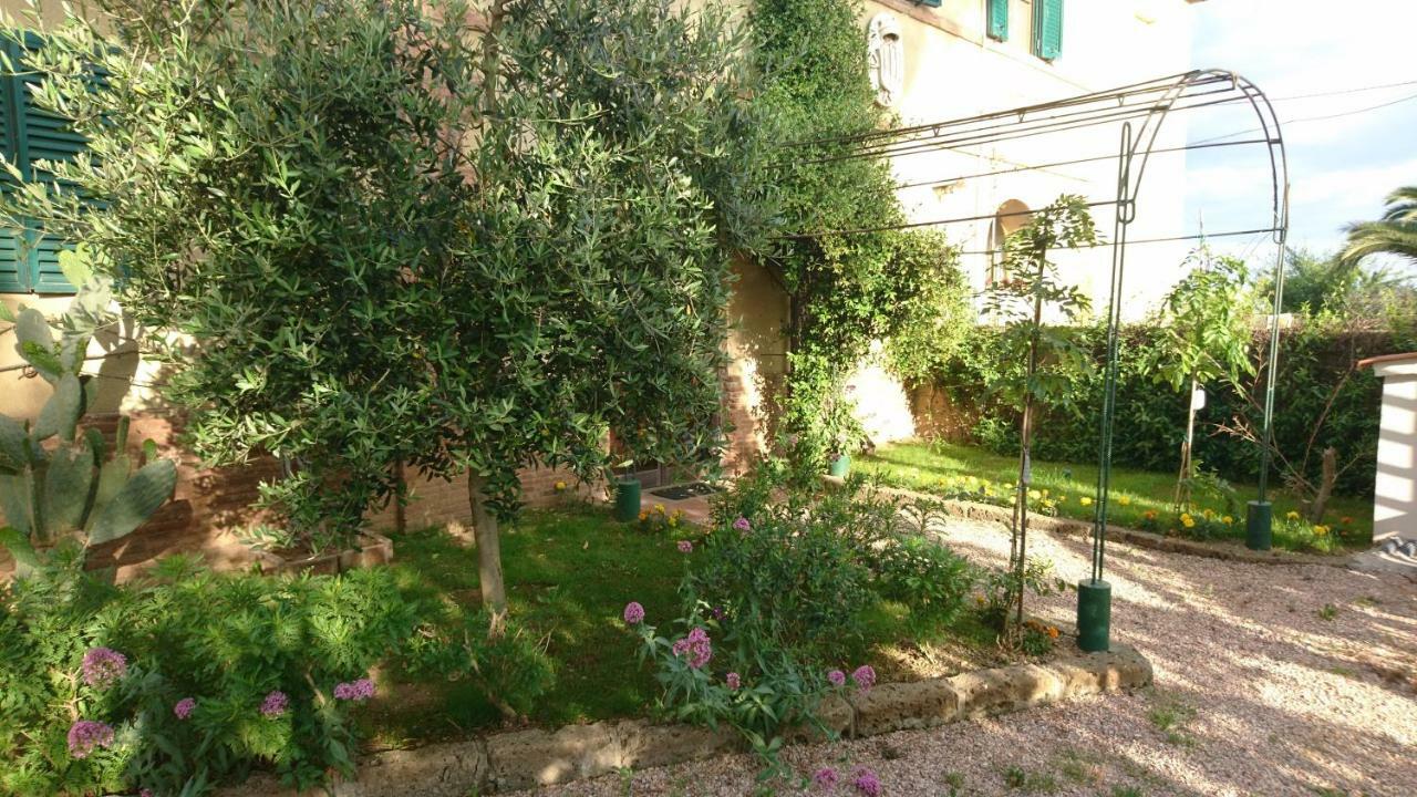 La Stanza Del Podere Isabella San Vincenzo Exterior photo